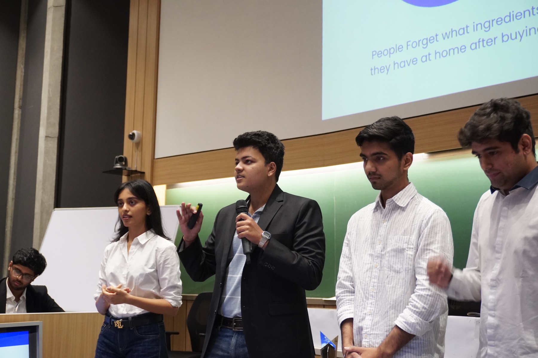 Shardul presenting ideas with his team